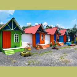 Kampung Huts