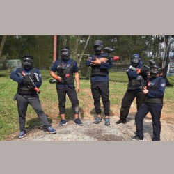 PAINTBALL 100  WAR GAME